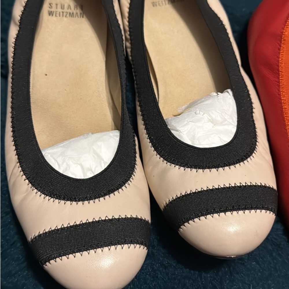 Stuart Weitzman Black and Cream Ballet Flats